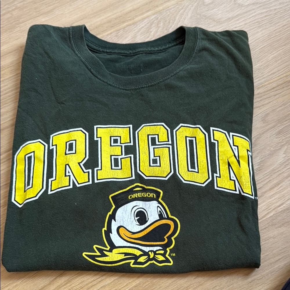 Oregon Graphic T-Shirt